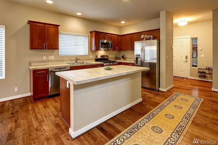 Property Photo:  6217 Wesley Place SE  WA 98092 