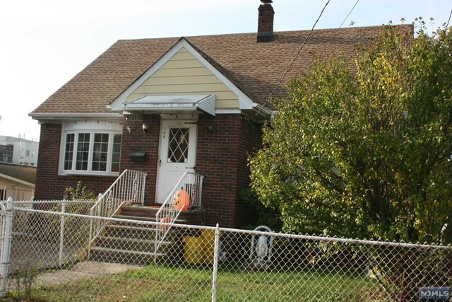 Property Photo:  366 Jersey Ave 2  NJ 07022 