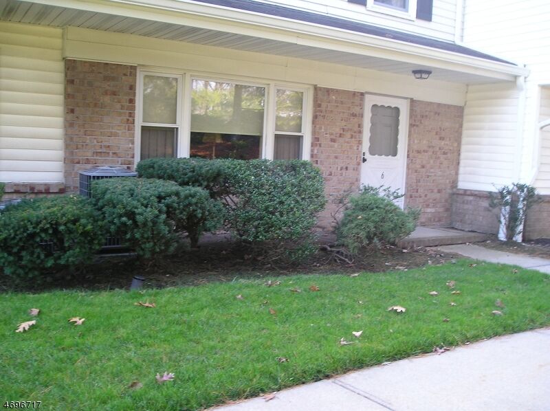 Property Photo: 8 Tisbury NJ 07076