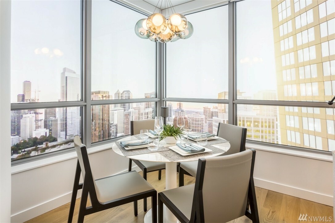 Property Photo: 1808 Minor Ave 3002 WA 98101