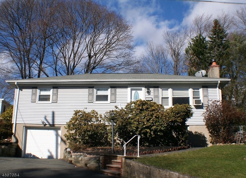 Property Photo: 22 Cherry Tree Ln NJ 07871
