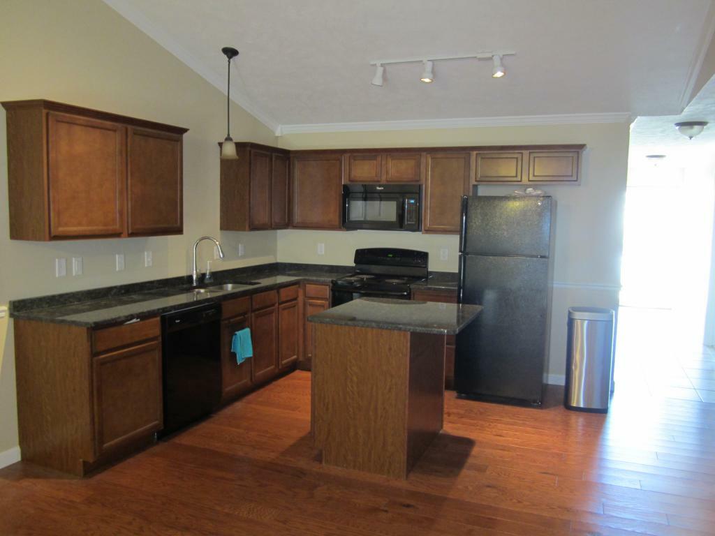 Property Photo:  28 Owens Drive 104  NH 03446 