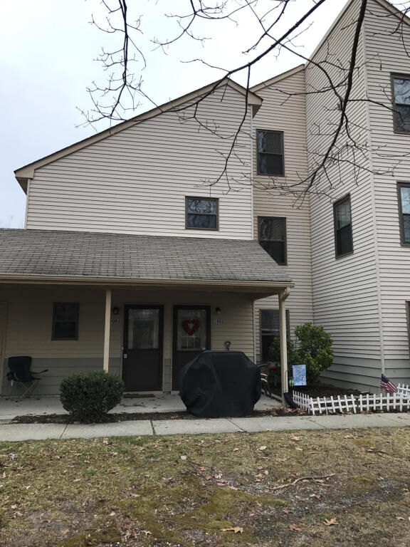 Property Photo:  1002 Morning Glory Court  NJ 08527 