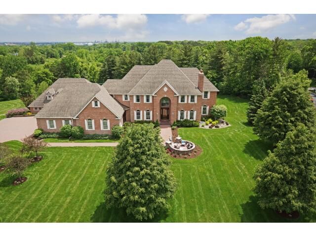 Property Photo:  11240 Alameda Court  MN 55077 