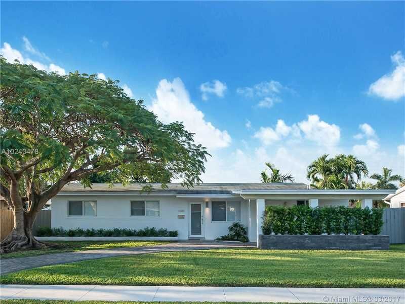 Property Photo: 9300 SW 45th Terrace FL 33165