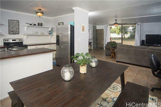 Property Photo:  500 Kawaihae Street B  HI 96825 