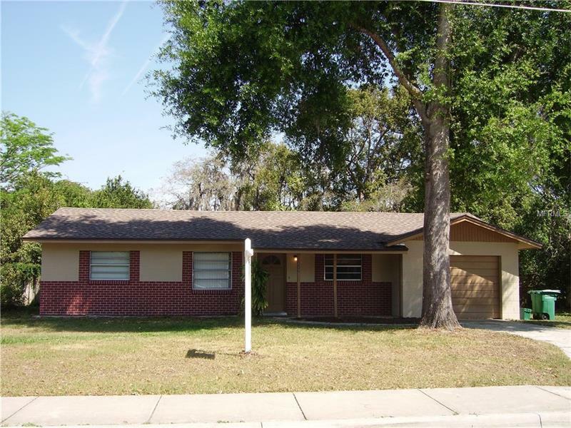 Property Photo:  525 Pasadena Avenue  FL 32750 