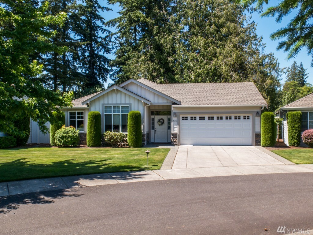 Property Photo:  133 Creekview Crest  WA 98264 