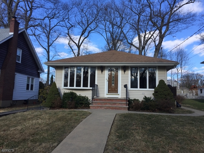 Property Photo: 18 Park Rd NJ 07950