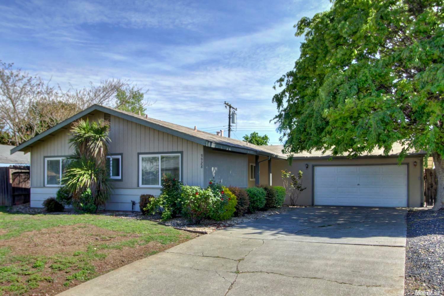 Property Photo:  9928 Lincoln Village Drive  CA 95827 