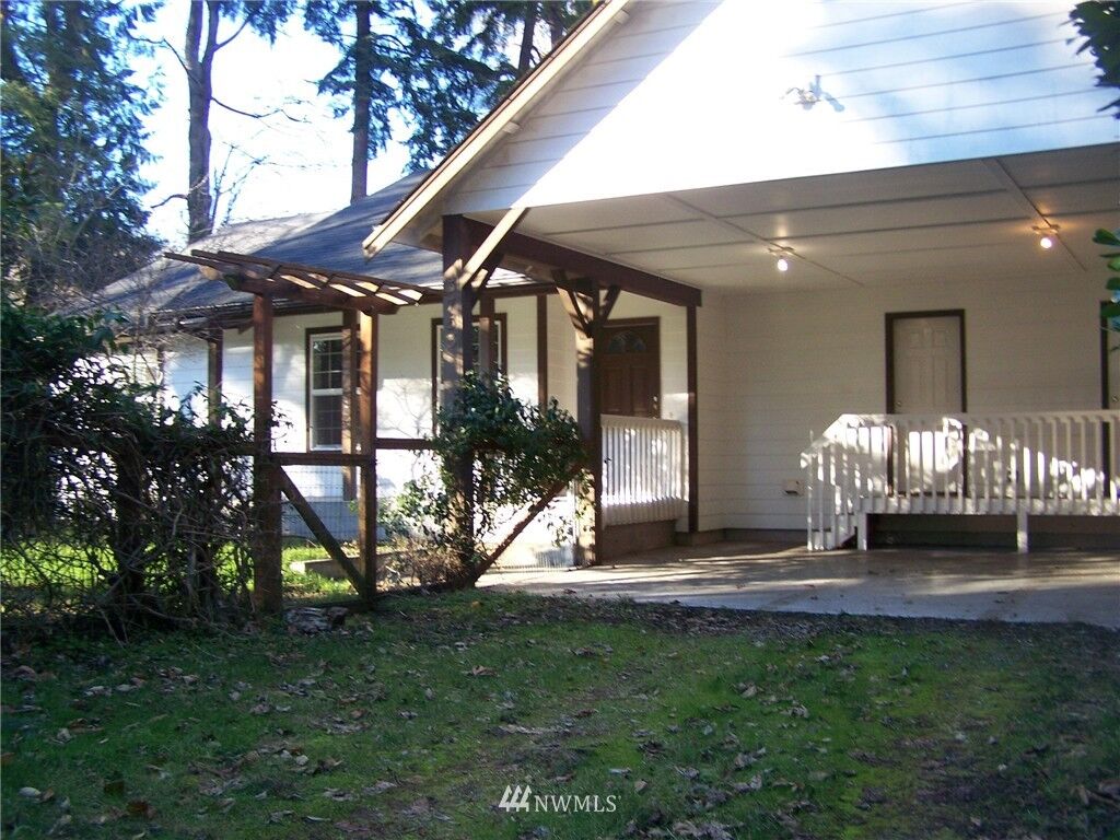 Property Photo: 3753 Mitford Lane WA 98236