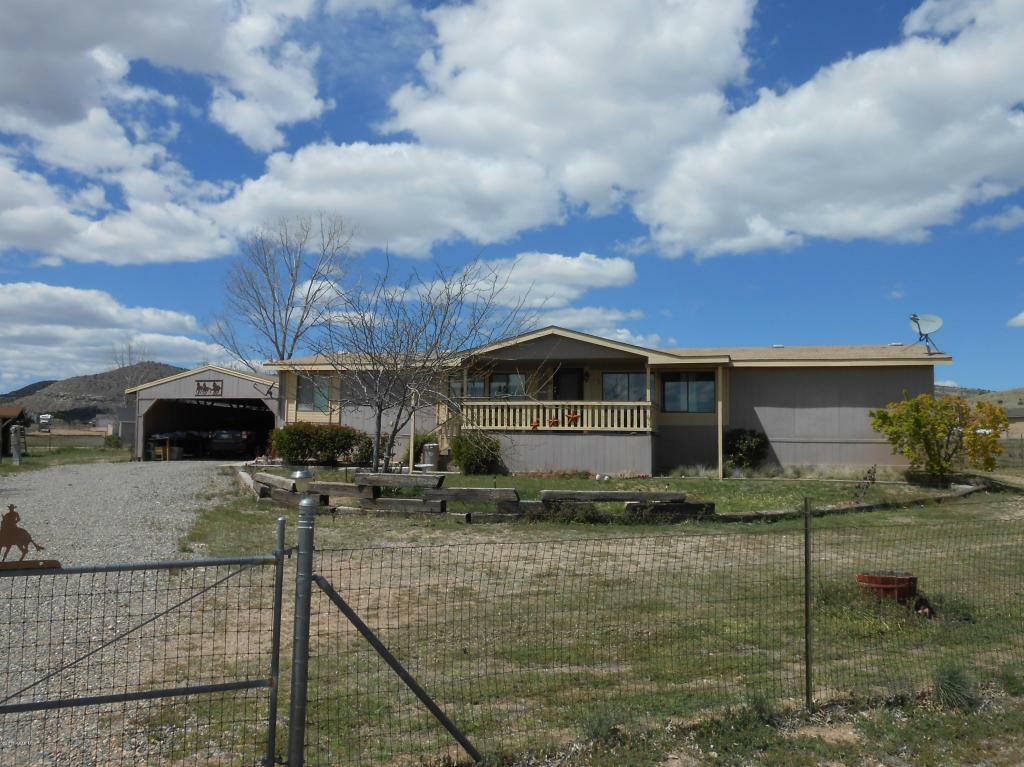 Property Photo:  2620 N Apache Drive  AZ 86323 