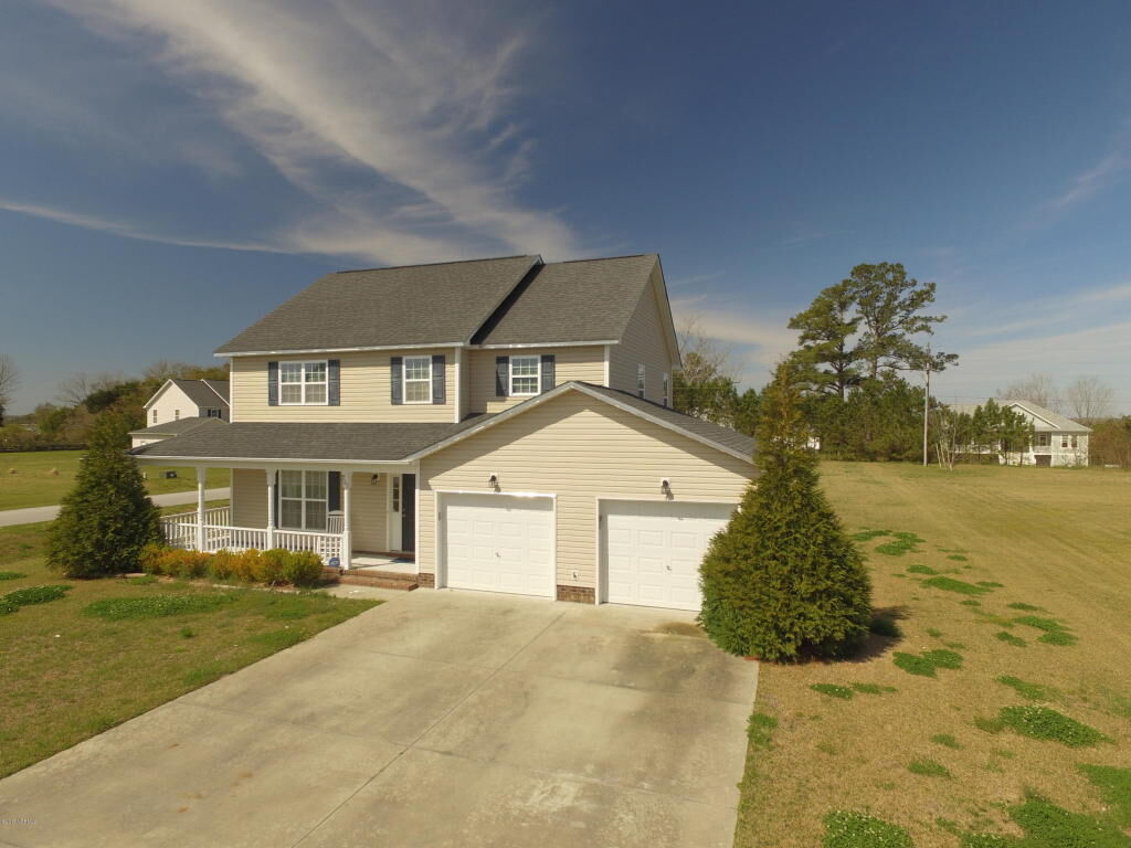 Property Photo:  201 Stella Bridgeway Drive  NC 28582 