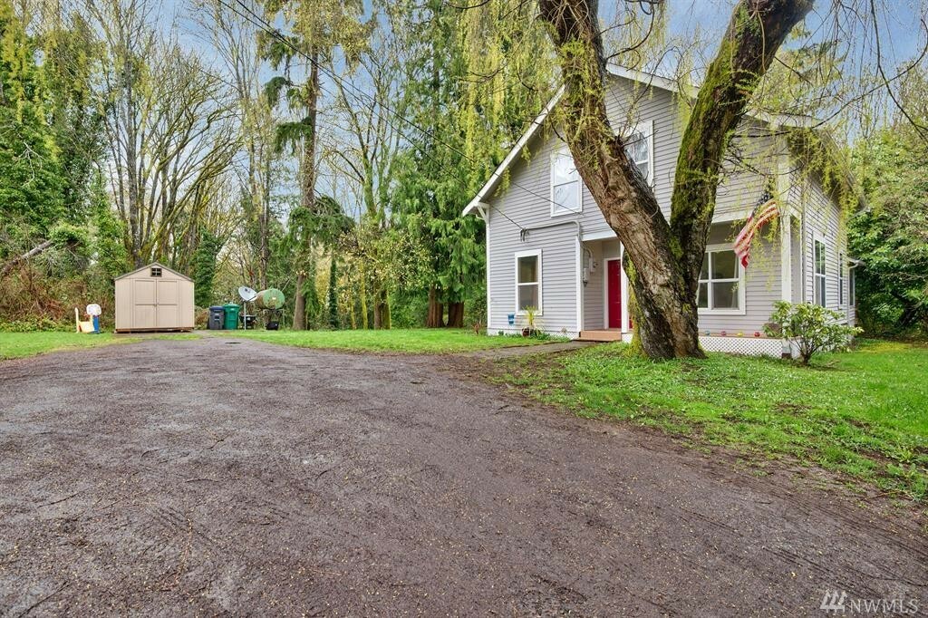 Property Photo:  2544 NE Trenton Ave  WA 98310 