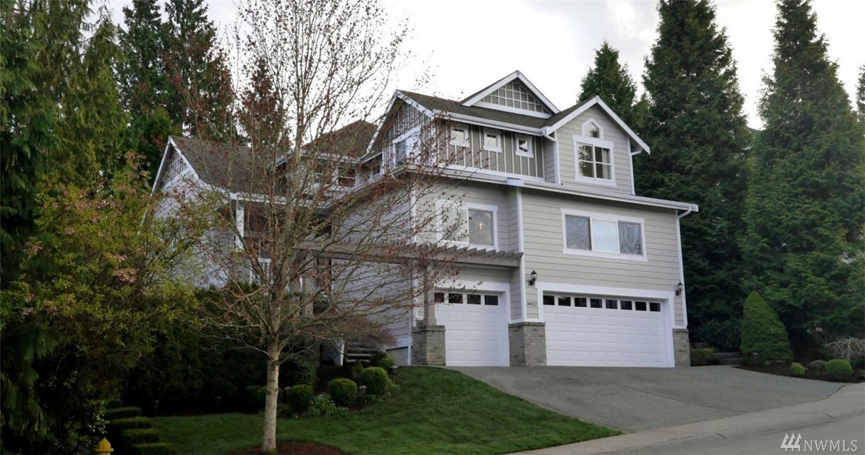 Property Photo:  8432 143 Ct NE  WA 98052 