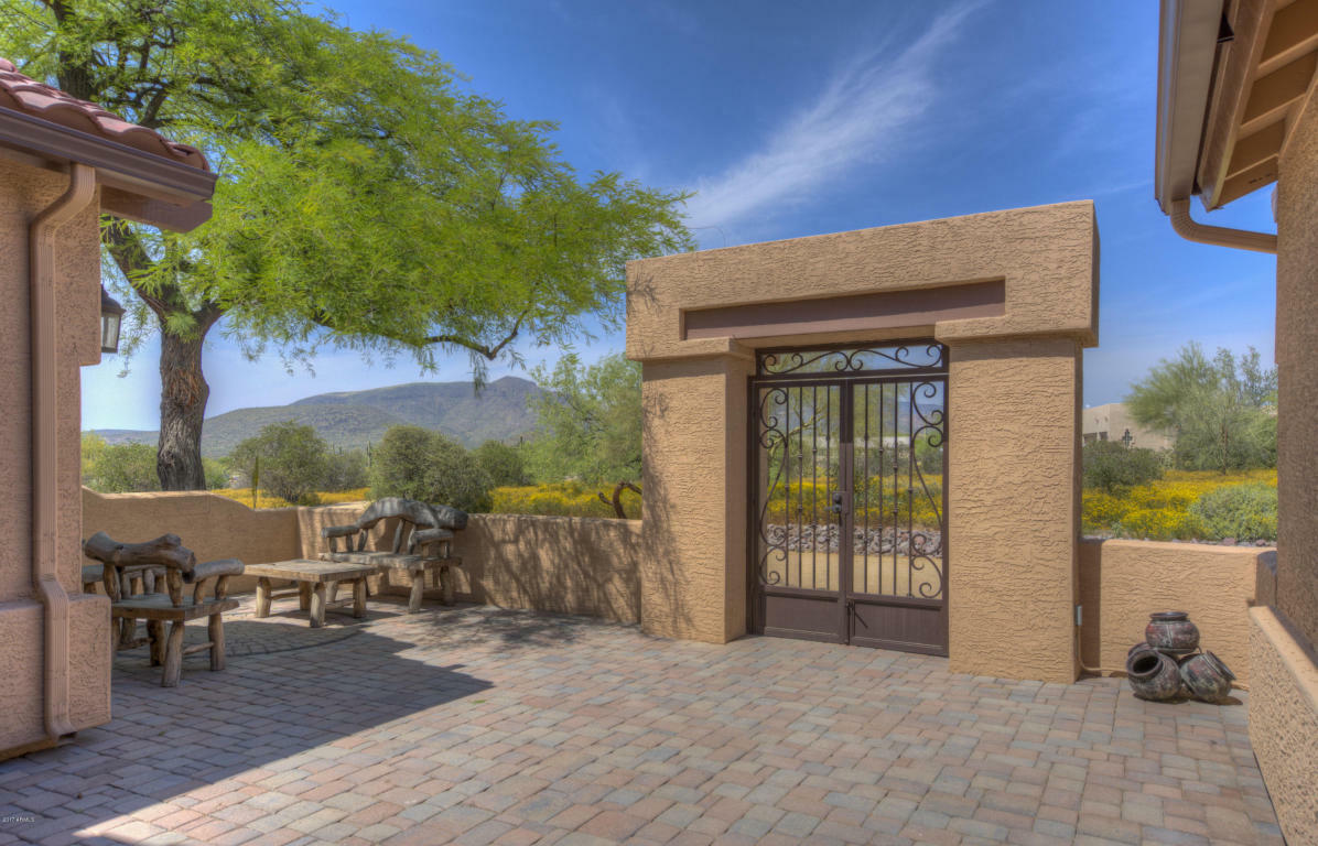 Property Photo:  6083 E Cielo Run S  AZ 85331 