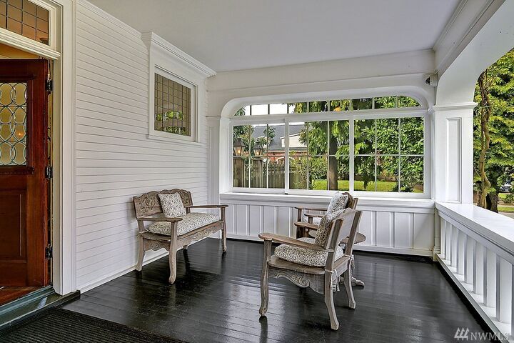 Property Photo: 749 17th Ave E WA 98112