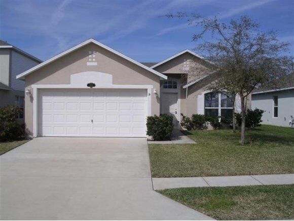 Property Photo: 2285 Canopy FL 32935