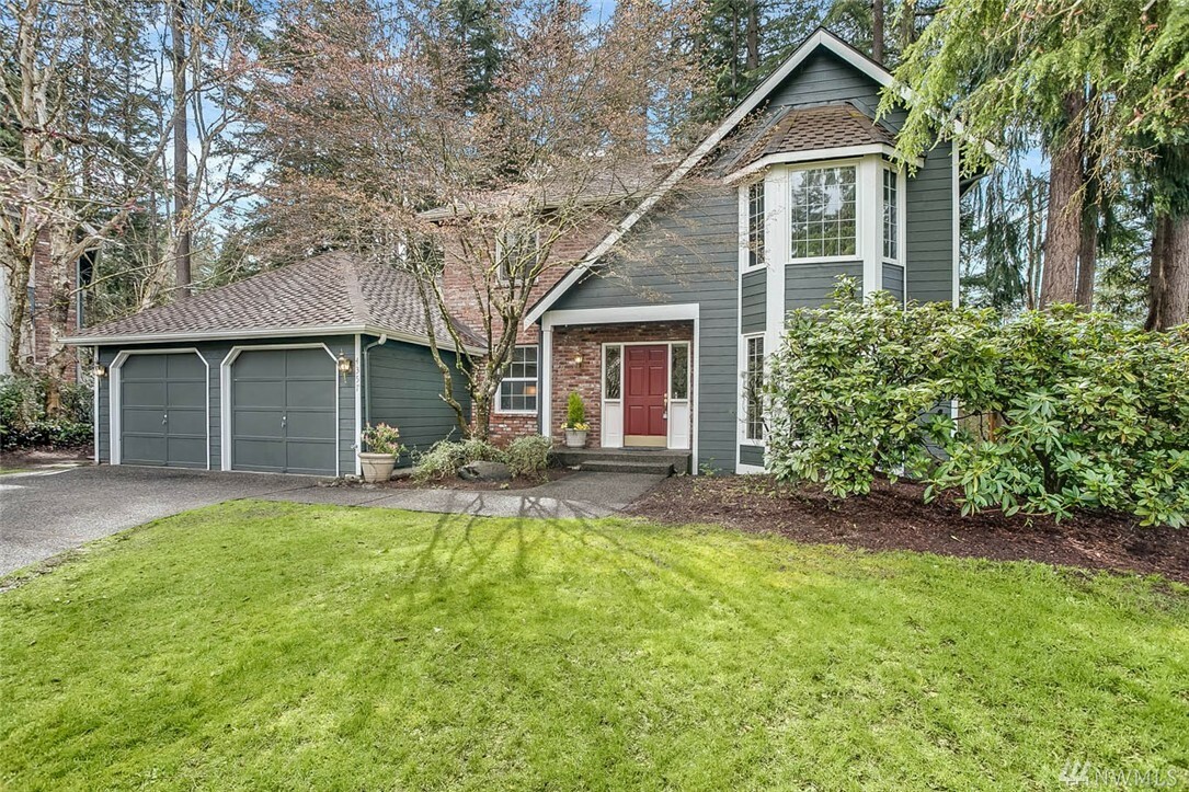 Property Photo: 4357 239th Place SE WA 98029