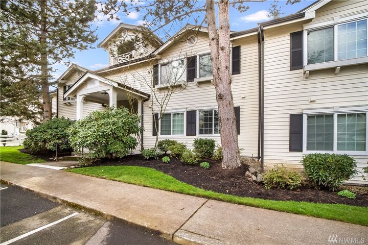 12404 E Gibson D-205  Everett WA 98204 photo