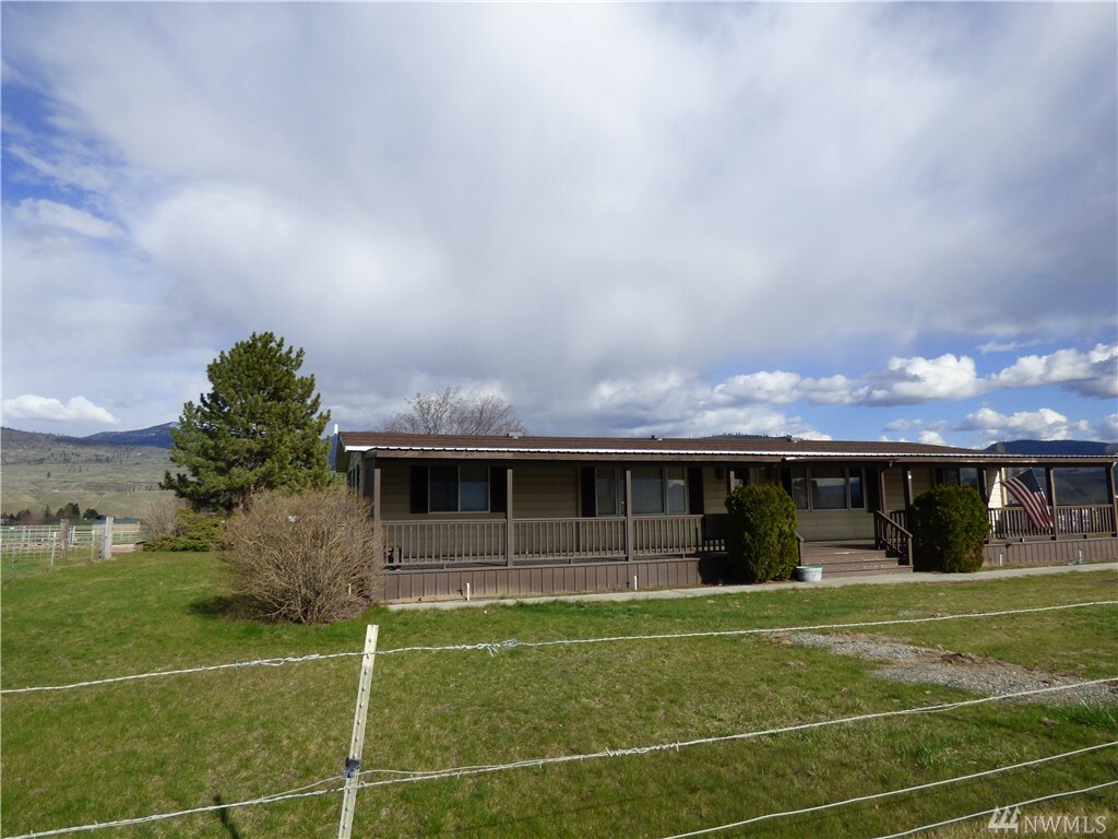 Property Photo:  182 Engh Rd  WA 98841 