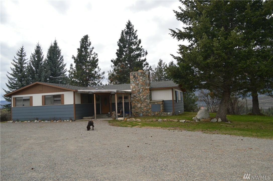 Property Photo:  144 Eastside Chewuch Rd C  WA 98862 