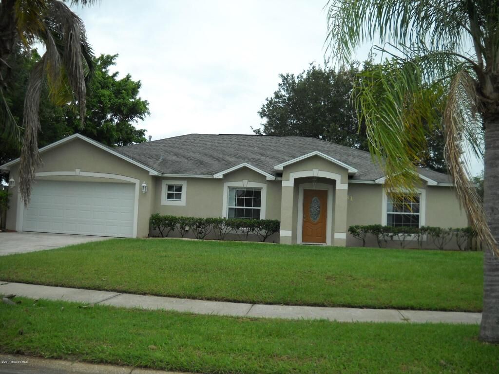 Property Photo: 781 Wild Flower Street FL 32953