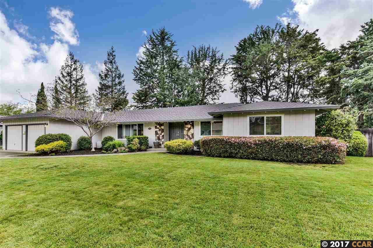 Property Photo: 700 Lisboa Ct CA 94598