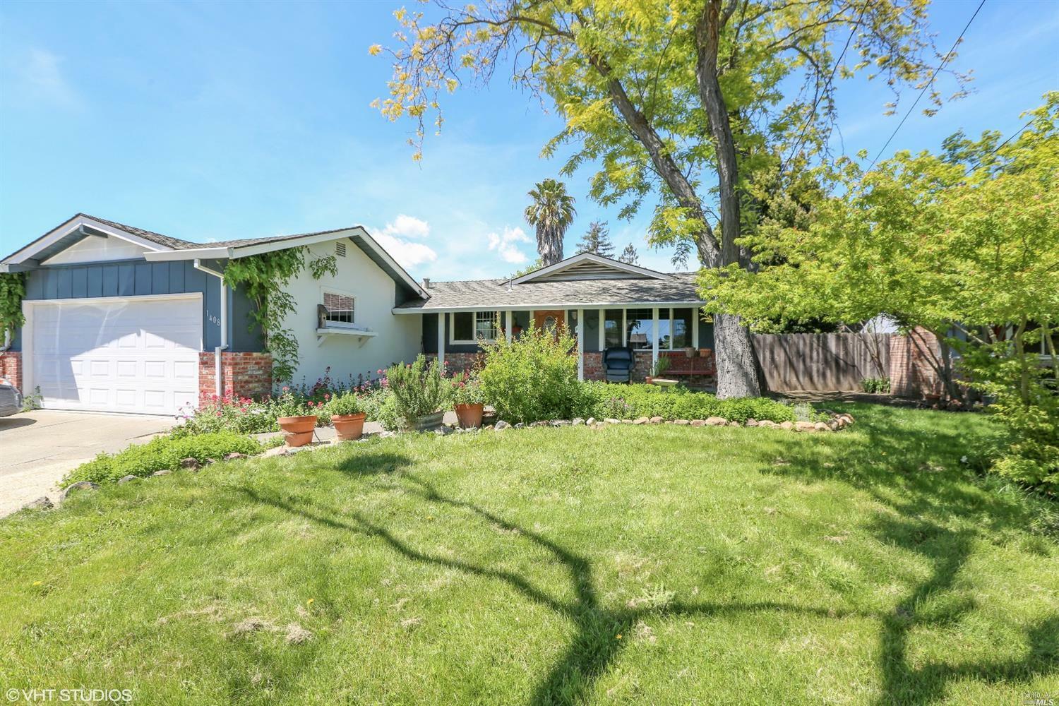 Property Photo: 1408 El Capitan Way CA 94558