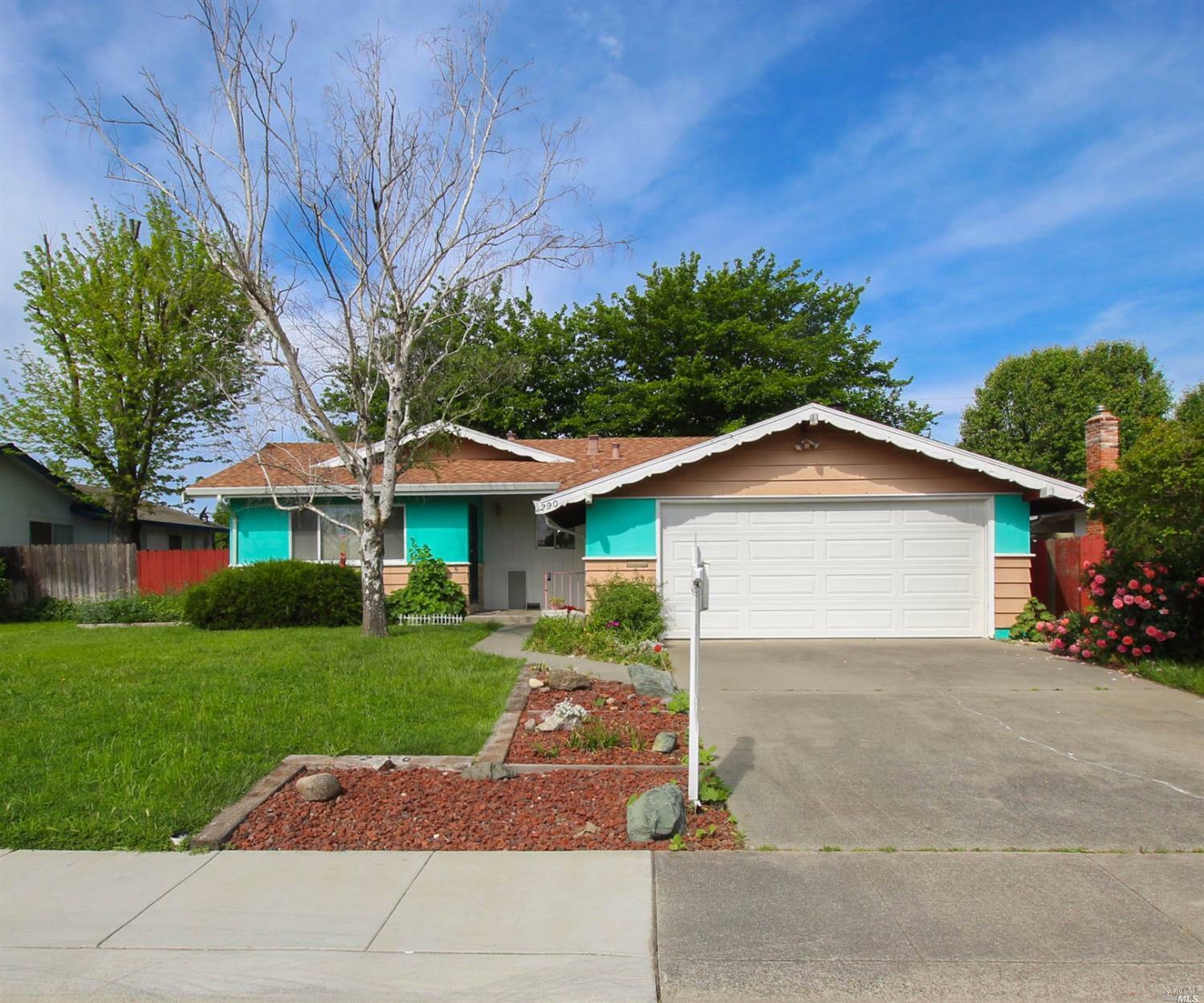 Property Photo:  290 South 7th Street  CA 95620 