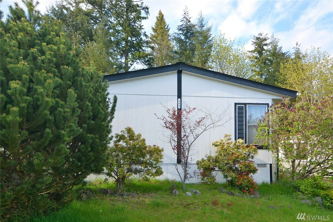 Property Photo:  945 Mahogany Lane NW 19  WA 98383 