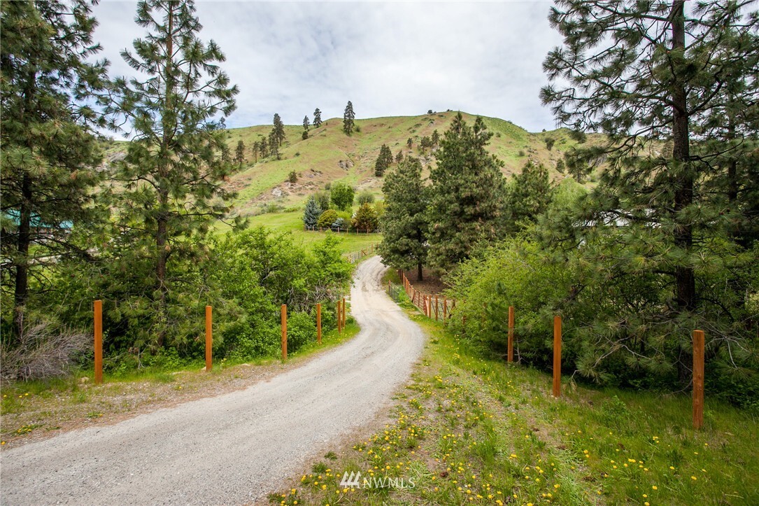 Property Photo: 6970 Olalla Canyon Road WA 98815