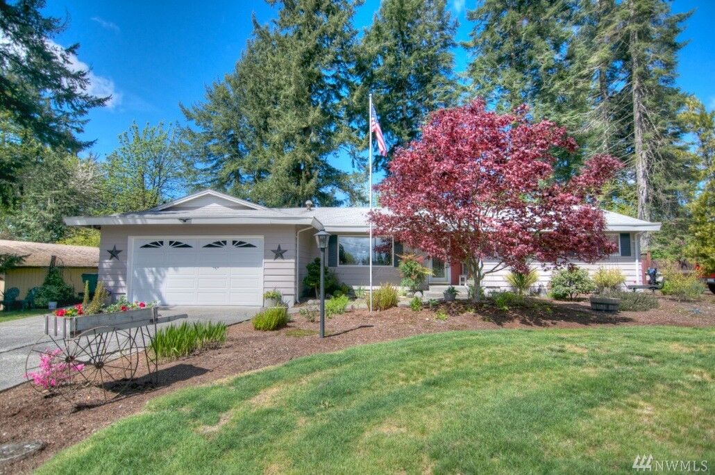 Property Photo: 822 Jasper Ave NE WA 98506