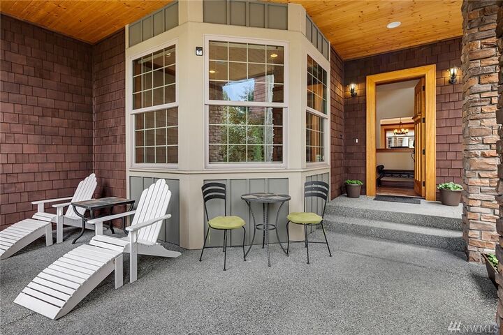 Property Photo: 17076 140th Ct NE WA 98072