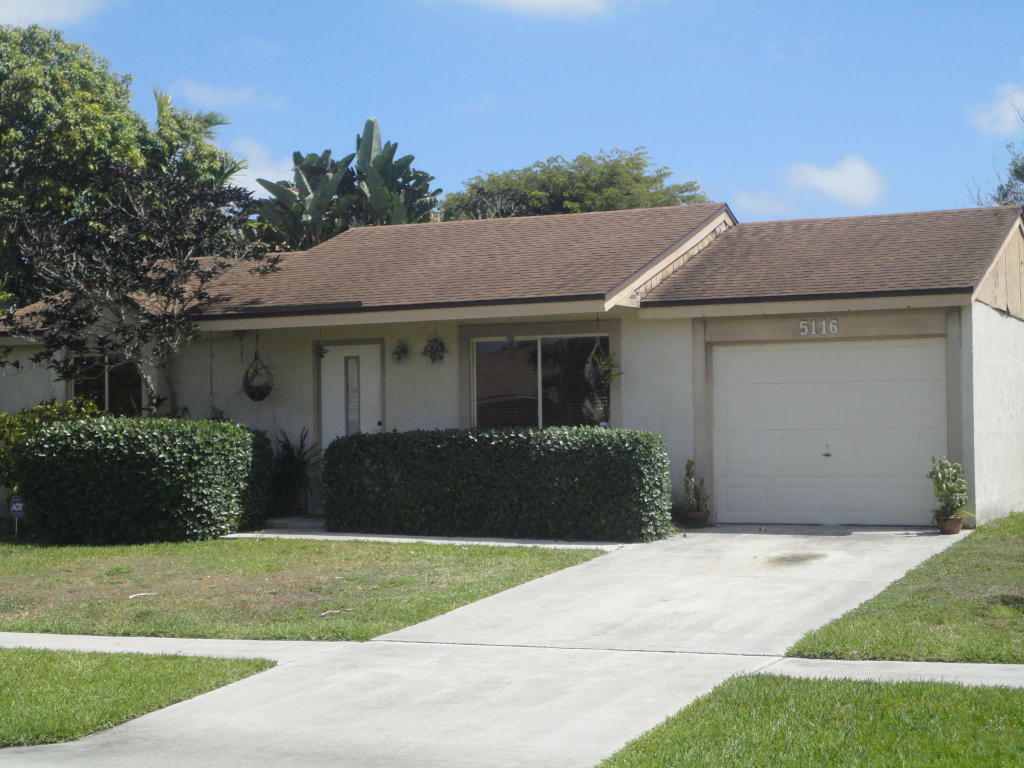 Property Photo:  5116 Little Beth Drive S  FL 33472 