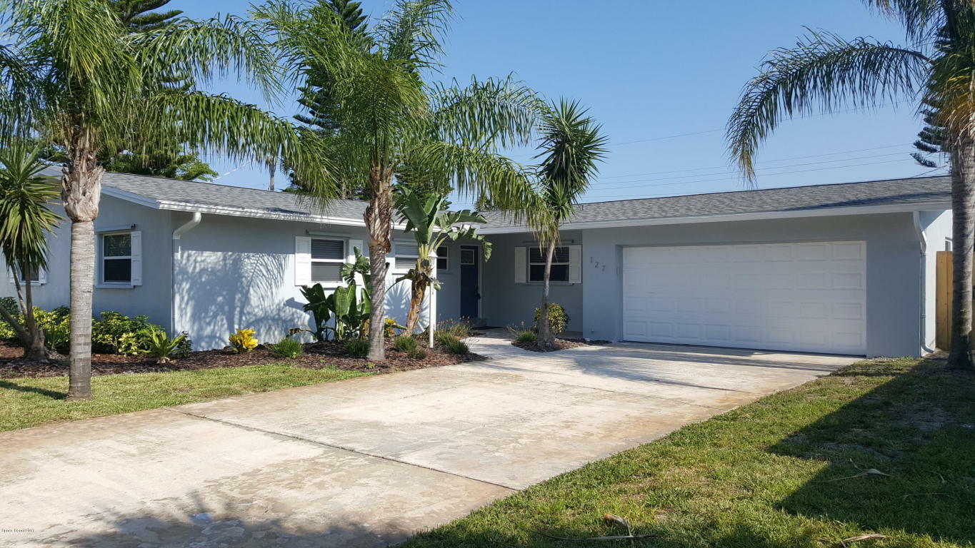 Property Photo:  127 Anona Place  FL 32937 