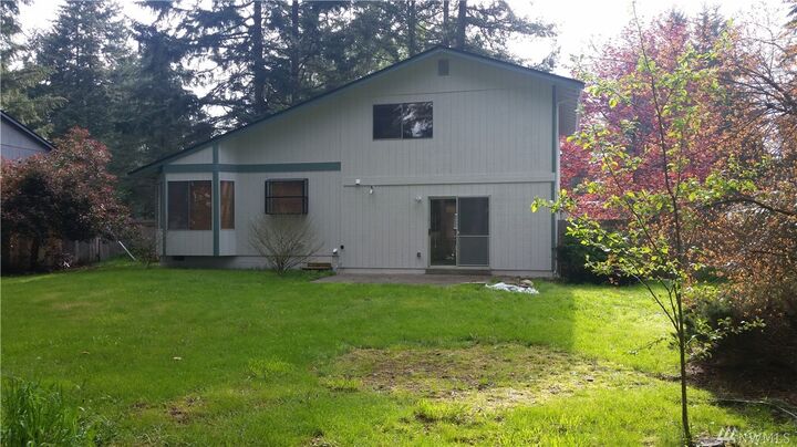Property Photo: 16518 91st Av Ct E WA 98375