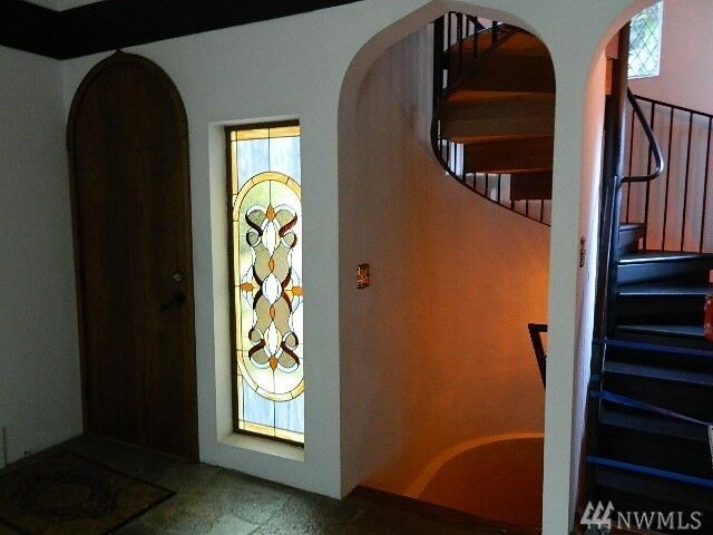 Property Photo:  16425 SE 34th St  WA 98008 