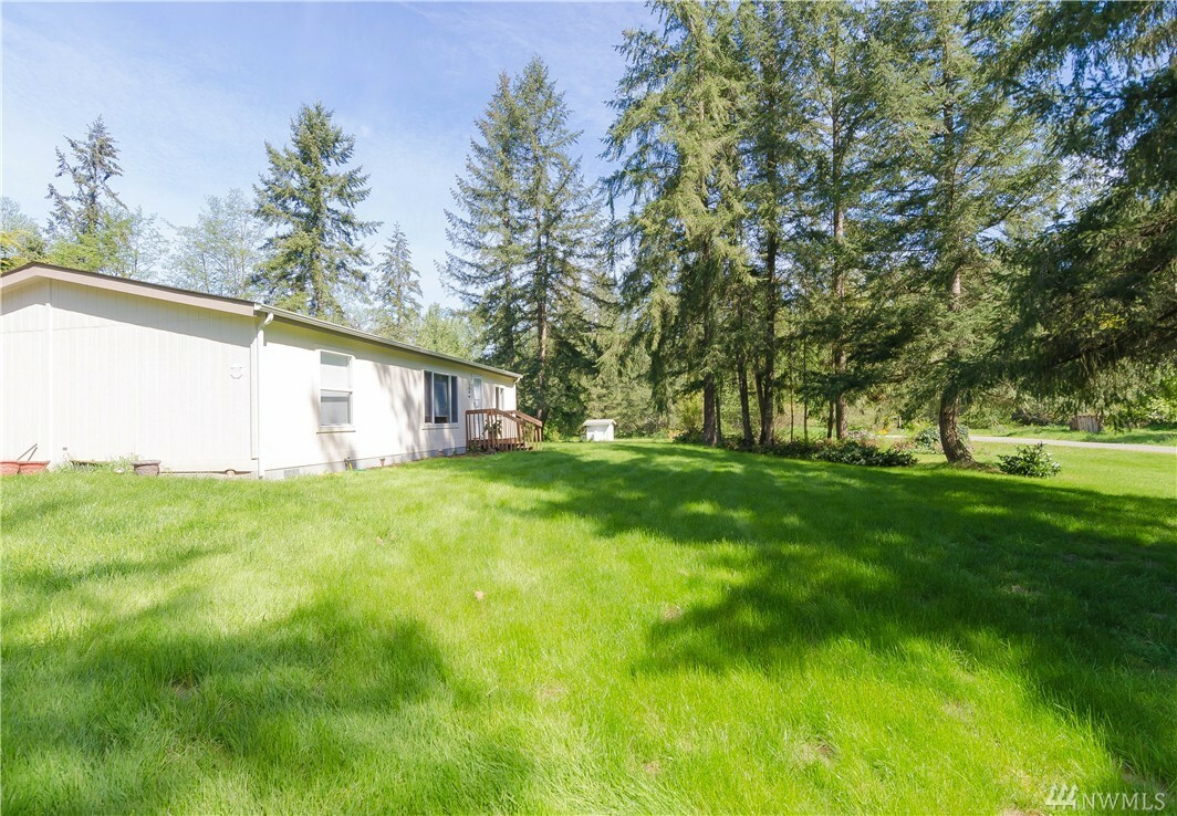 Property Photo: 34512 2nd Ave E WA 98580