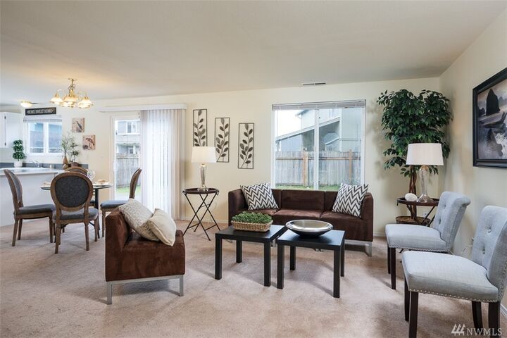 Property Photo: 1104 201st St E WA 98387