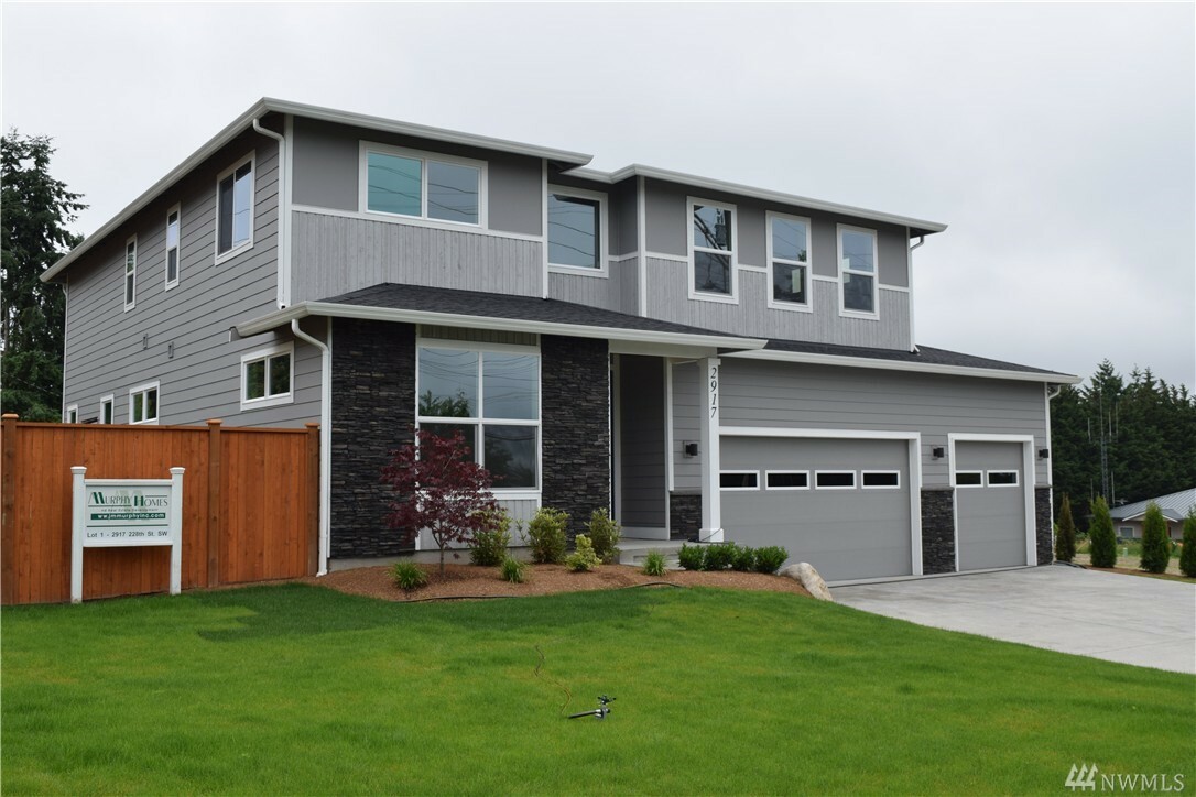 Property Photo: 2917 228th St SW WA 98036