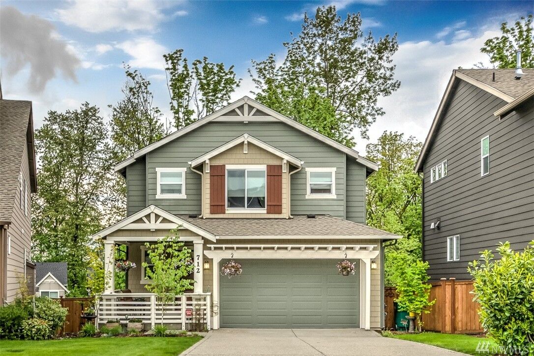 Property Photo:  712 77th Dr SE  WA 98258 