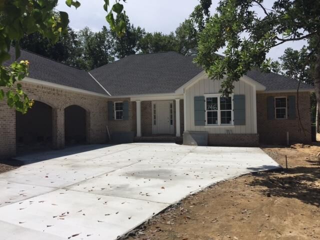 Property Photo: 746 Prestwick Drive FL 32578