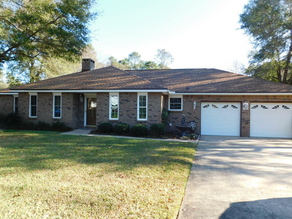 Property Photo:  66 Irene Court  FL 32578 