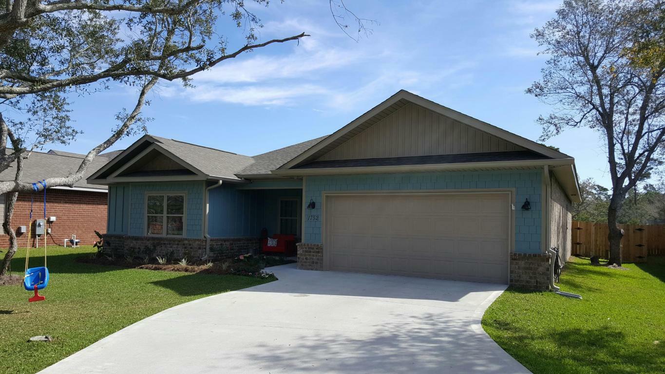 Property Photo:  1752 Sioux Trail  FL 32563 