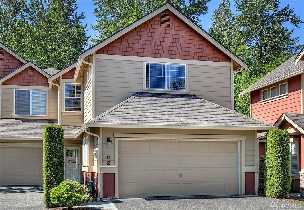 Property Photo:  12900 SE 268th St C2  WA 98030 