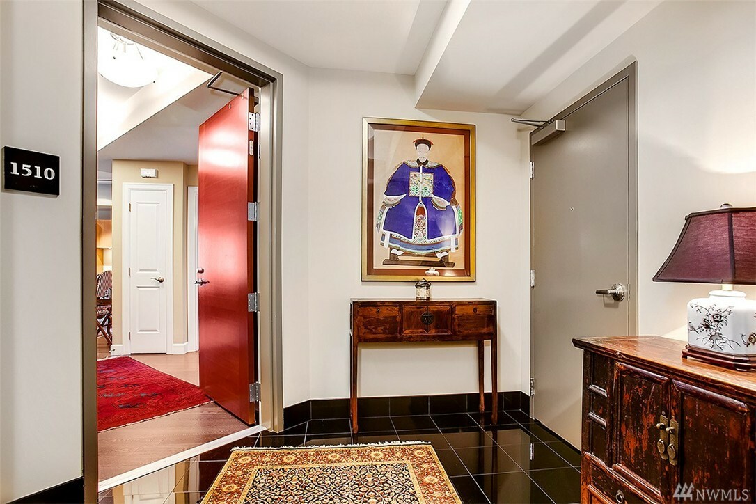 Property Photo: 1920 4th Ave 1510 WA 98101