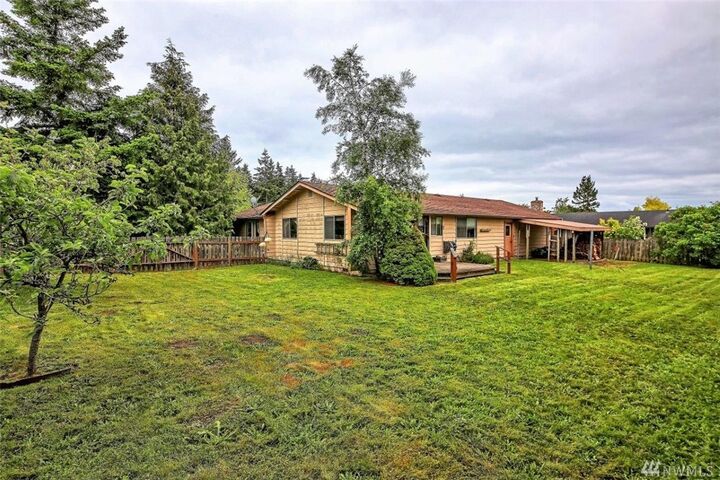 Property Photo: 4405 Lopez Ave WA 98368