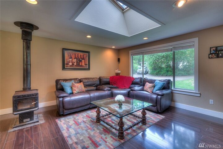 Property Photo:  7512 29th St NW  WA 98335 