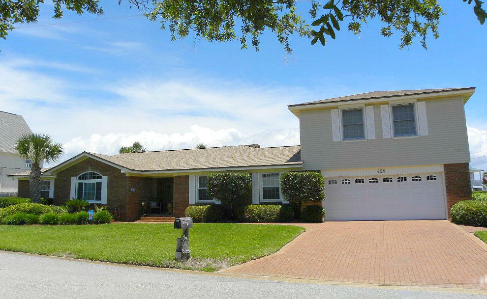 Property Photo: 428 Cardinal Avenue FL 32548